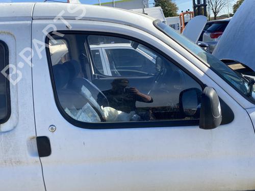 right-front-door-peugeot-partner-box-bodympv-5_-g_-1996-29318202 main image