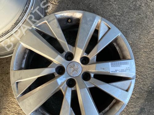 Used Rim Rim PEUGEOT 5008 II (MC_, MJ_, MR_, M4_) 1.2 THP (MRHNYH, MRHNYW, MRHNSJ, MRHNSU, MRHNSM) (131 hp) 40502381 40502381