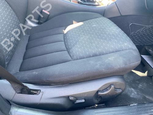Right front seat MERCEDES-BENZ C-CLASS (W203) C 220 CDI (203.008) | BP37611929C16 - Image 3