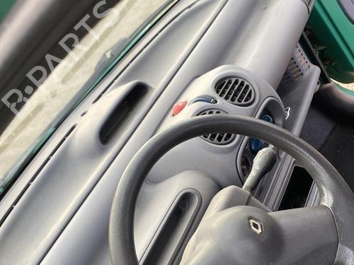 Used Dashboard Dashboard RENAULT TWINGO I (C06_) 1.2 (C066, C068) (58 hp) 32412343 32412343