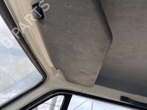 Used Right sun visor Right sun visor RENAULT TRAFIC Van (T_, P_, V_) 2.1 D (58 hp) 28817164 28817164