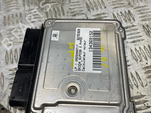 Used Engine control unit (ECU) Engine control unit (ECU) SKODA SUPERB II (3T4) 2.0 TDI 16V (140 hp) 39982727 39982727