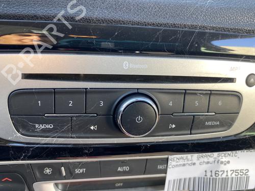 Used Radio RENAULT GRAND SCÉNIC III (JZ0/1_) 1.5 dCi (JZ09, JZ0D, JZ10, JZ14, JZ1G, JZ29, JZ2C) (110 hp) 30643132