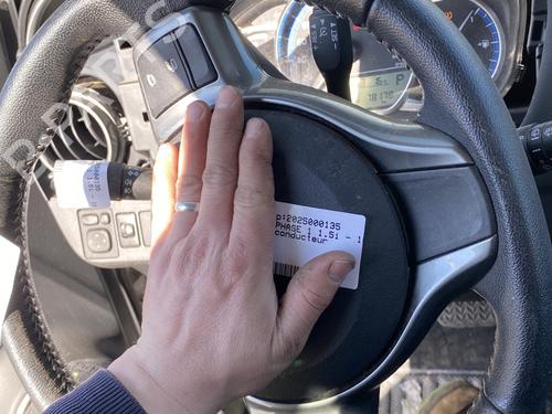 Used Steering wheel Steering wheel TOYOTA YARIS (_P13_) 1.5 Hybrid (NHP130_, NHP130) (101 hp) 24408702 24408702