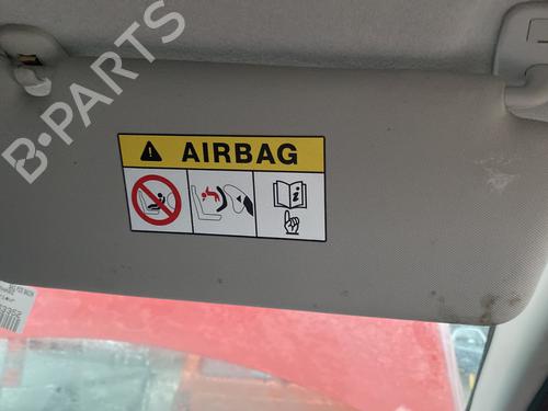 right-sun-visor-renault-clio-iv-bh_-2012-2013-2014-2015-2016-2017-2018-2019-2020-2021-30578090 main image