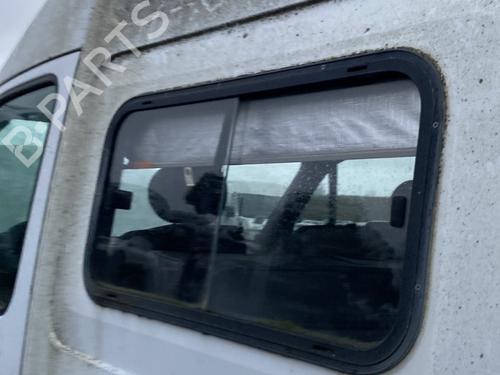 Used Rear left quarter glass RENAULT MASTER II Van (FD) 2.8 dTI (FD0C, FD0F, FD2B, FD2F, FD3C, FD3F) (114 hp) 29925257