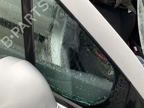 Vidro triangular frente direito PEUGEOT 308 I (4A_, 4C_) 1.6 HDi (109 hp) 32209701