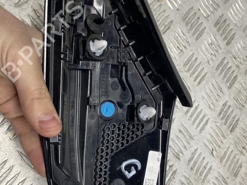 Used Left taillight Left taillight CITROËN C4 III (BA_, BB_, BC_) ë-C4 (BCZKXC, BZCKSC) (136 hp) 33818708 33818708