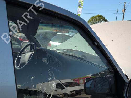Used Front right door window Front right door window 34110073 34110073