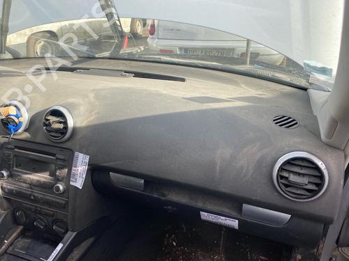 Dashboard AUDI A3 Sportback (8PA) 1.6 TDI | BP40268569C46 - Image 4