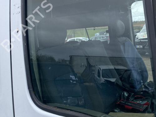 Front right door window RENAULT MASTER II Van (FD) 2.8 dTI (FD0C, FD0F, FD2B, FD2F, FD3C, FD3F) | BP29925272C19