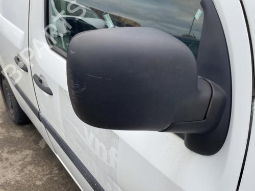 BP30061806C27 main image