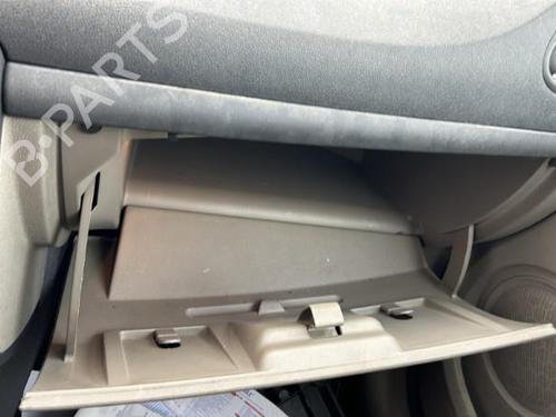 Handskerum RENAULT CLIO III (BR0/1, CR0/1) 1.5 dCi (BR17, CR17) (86 hp) 22119253