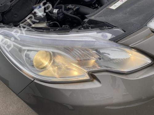 Højre forlygte PEUGEOT 2008 I (CU_) 1.2 THP 110 / PureTech 110 (110 hp) 31116838