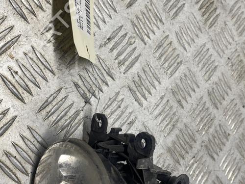 right-front-fog-light-renault-megane-iv-hatchback-b9amn_-2015-31580788 main image