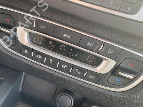 climate-control-renault-grand-scenic-iii-jz01_-2009-2010-2011-2012-2013-2014-2015-2016-26564494 main image