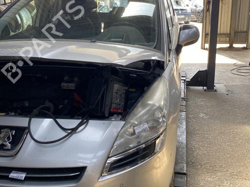 Filtre à particules PEUGEOT 5008 (0U_, 0E_) 1.6 HDi (112 hp) 28366700