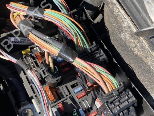 Used Fuse box PEUGEOT 308 I (4A_, 4C_) 1.6 HDi (109 hp) 25477105
