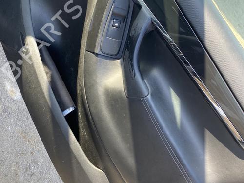 Used Front right panel Front right panel CITROËN C4 Picasso I MPV (UD_) 2.0 HDi 138 (136 hp) 32518244 32518244