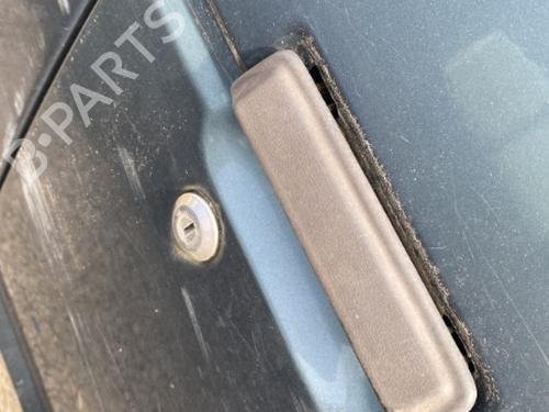 Used Front right exterior door handle MITSUBISHI PAJERO I (L04_G, L14_G) 2.5 TD (L044G, L049G) (95 hp) 22124635