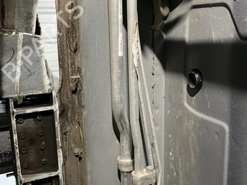 AC pipe RENAULT TWINGO III (BCM_, BCA_) 1.0 SCe 70 | BP21825984M126 - Image 2