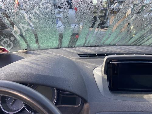 Used Dashboard Dashboard RENAULT MEGANE III Grandtour (KZ0/1) 1.5 dCi (KZ09, KZ0D, KZ1G, KZ29, KZ14, KZ1W, KZ10, KZ1F,... (110 hp) 33553198 33553198