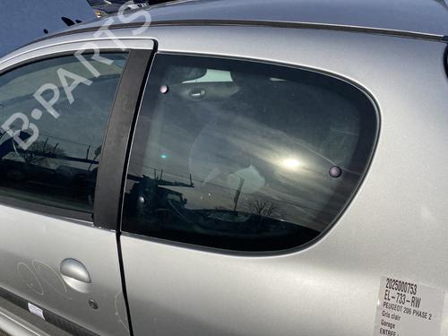 Used Rear left quarter glass PEUGEOT 206 Hatchback (2A/C) 1.4 16V (88 hp) 30302397