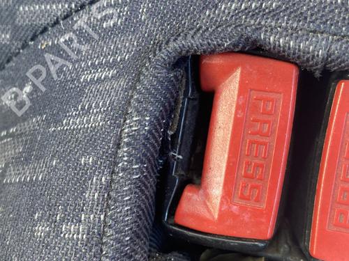 Sikkerhedssele-spænde Sikkerhedssele-spænde RENAULT MEGANE I Cabriolet (EA0/1_) 1.6 16V (EA04, EA0B, EA11, EA1J) (107 hp) 33967513 33967513