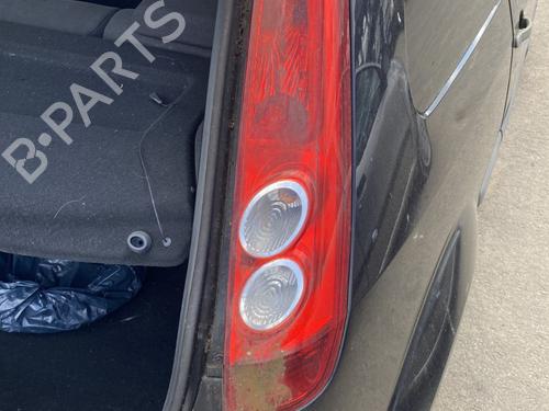 Used Right taillight FORD FIESTA V (JH_, JD_) 1.6 TDCi (90 hp) 27402943