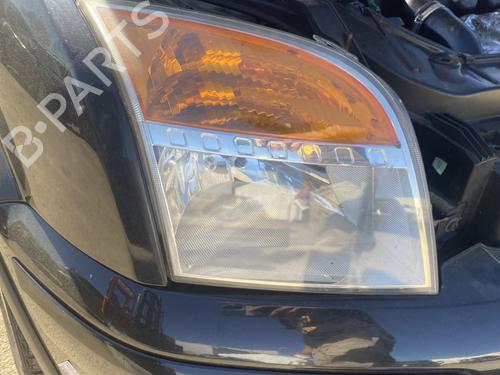Used Right headlight Right headlight FORD FUSION (JU_) 1.6 TDCi (90 hp) 33832543 33832543