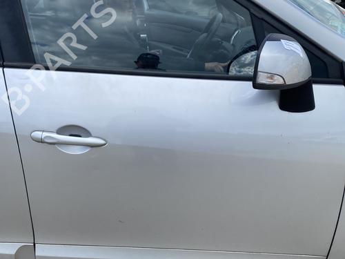 Right front door RENAULT SCÉNIC III (JZ0/1_) 1.5 dCi | BP25771528C3 