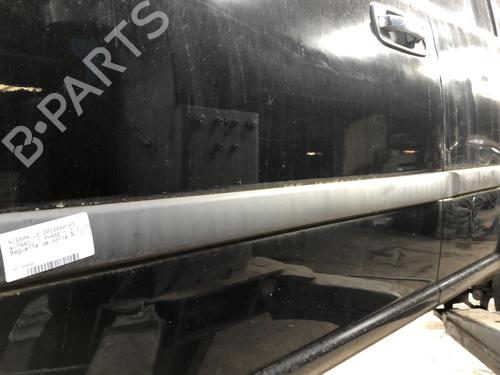 Used Door moulding trim NISSAN X-TRAIL I (T30) 2.2 Di 4x4 (114 hp) 19905664