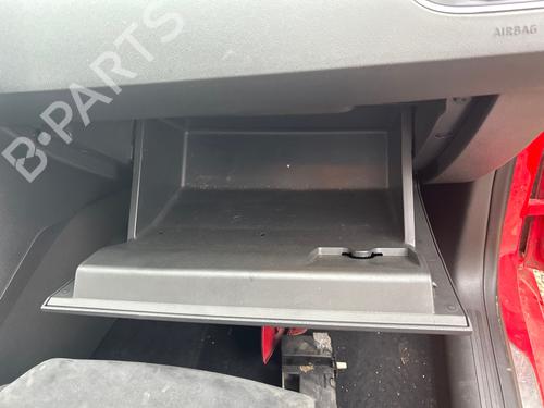 glove-box-seat-leon-5f1-2012-2013-2014-2015-2016-2017-2018-2019-2020-2021-36897694 main image
