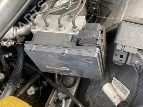 Used ABS pump ABS pump MERCEDES-BENZ C-CLASS T-Model (S203) C 270 CDI (203.216) (170 hp) 27159454 27159454