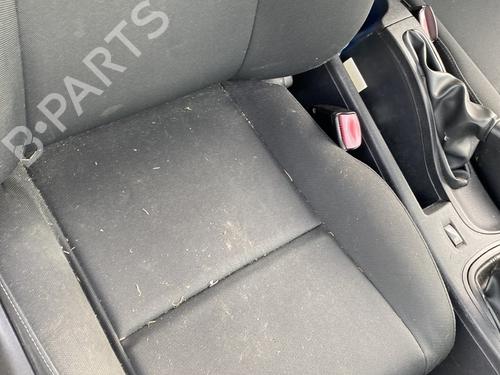 Used Right front seat Right front seat RENAULT MEGANE III Hatchback (BZ0/1_, B3_) 1.5 dCi (BZ09, BZ0D, BZ1W, BZ29, BZ14) (110 hp) 29893537 29893537