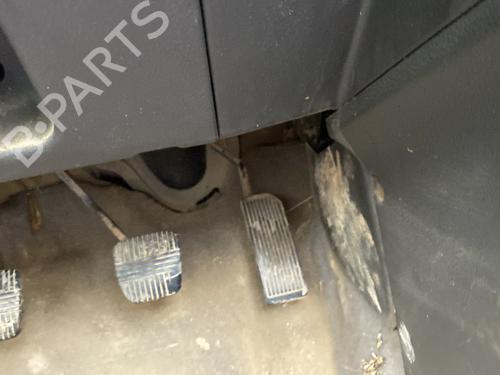 Pedal NISSAN X-TRAIL I (T30) 2.2 Di 4x4 (114 hp) 31994726