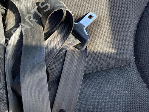 front-right-seatbelt-citroen-c3-pluriel-hb_-2003-34380565 main image