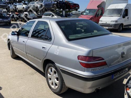 Used Parts PEUGEOT 406 (8B) 2.0 16V 2425064
