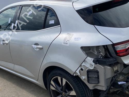 Depósito de combustible RENAULT MEGANE IV Hatchback (B9A/M/N_) 1.5 dCi 110 (B9A3) (110 hp) 25407473