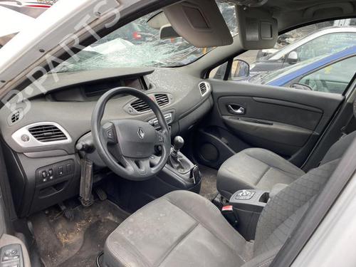 Rear center seatbelt RENAULT SCÉNIC III (JZ0/1_) 1.5 dCi | BP22110171I27 