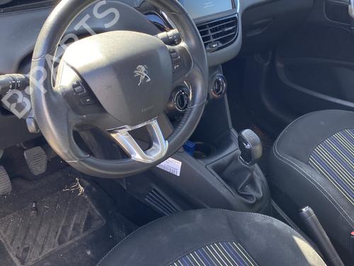 Used Radio PEUGEOT 208 I (CA_, CC_) 1.6 HDi / BlueHDi 75 (75 hp) 28974277