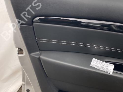 Used Front left panel Front left panel RENAULT SCÉNIC III (JZ0/1_) 1.5 dCi (JZ02, JZ0R) (95 hp) 32983730 32983730