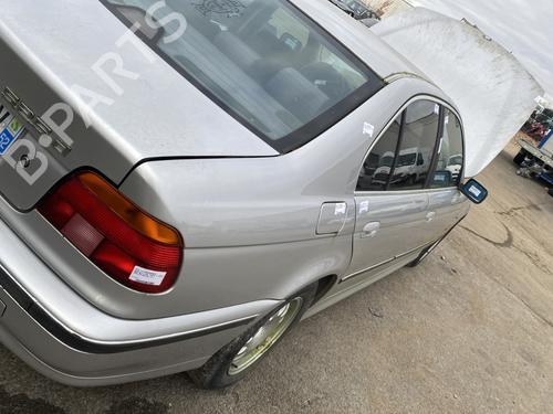 Bagstkærm Højre Bagstkærm Højre BMW 5 (E39) 525 d (163 hp) 23784839 23784839