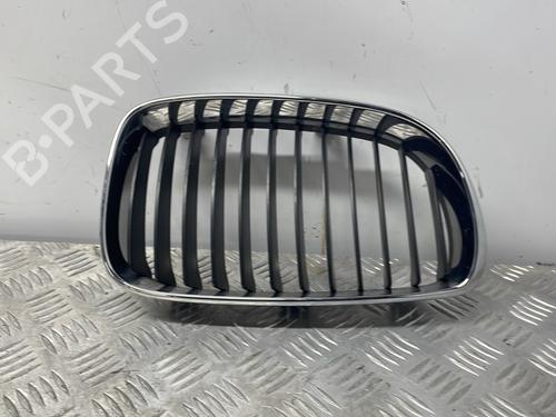 Used Grille Grille BMW 1 (E87) 118 d (143 hp) 28582909 28582909