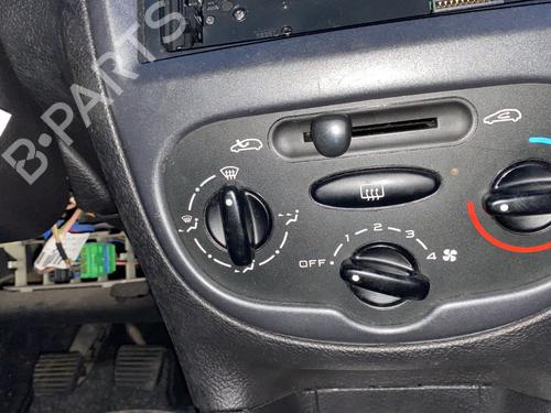 Used Climate control PEUGEOT 206 Hatchback (2A/C) 1.1 i (60 hp) 30305743
