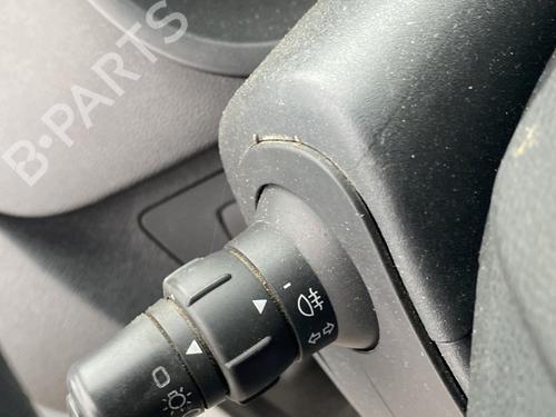 kombi-kontakt-stilkkontakt-renault-kangoo-express-fw01_-2008-32068646 main image