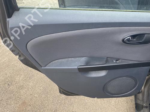 Venstre bakpanel Venstre bakpanel SEAT LEON (1P1) 1.9 TDI (105 hp) 33933772 33933772
