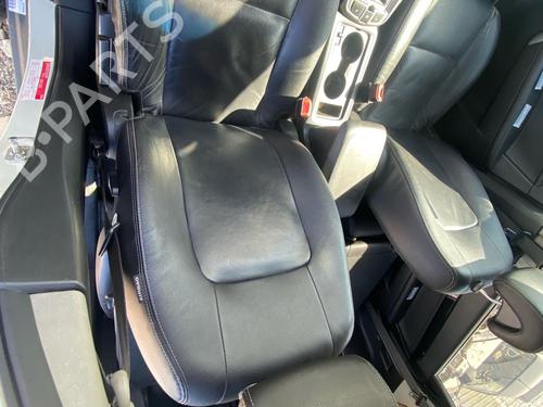 Used Left front seat Left front seat 38927526 38927526