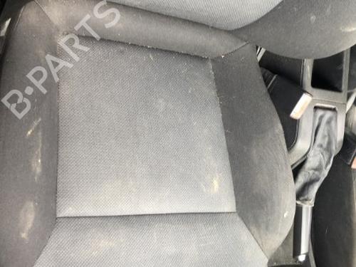 Used Right front seat Right front seat 22125340 22125340