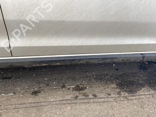 Used Right sideskirt DACIA SANDERO II 1.5 dCi (90 hp) 32045239